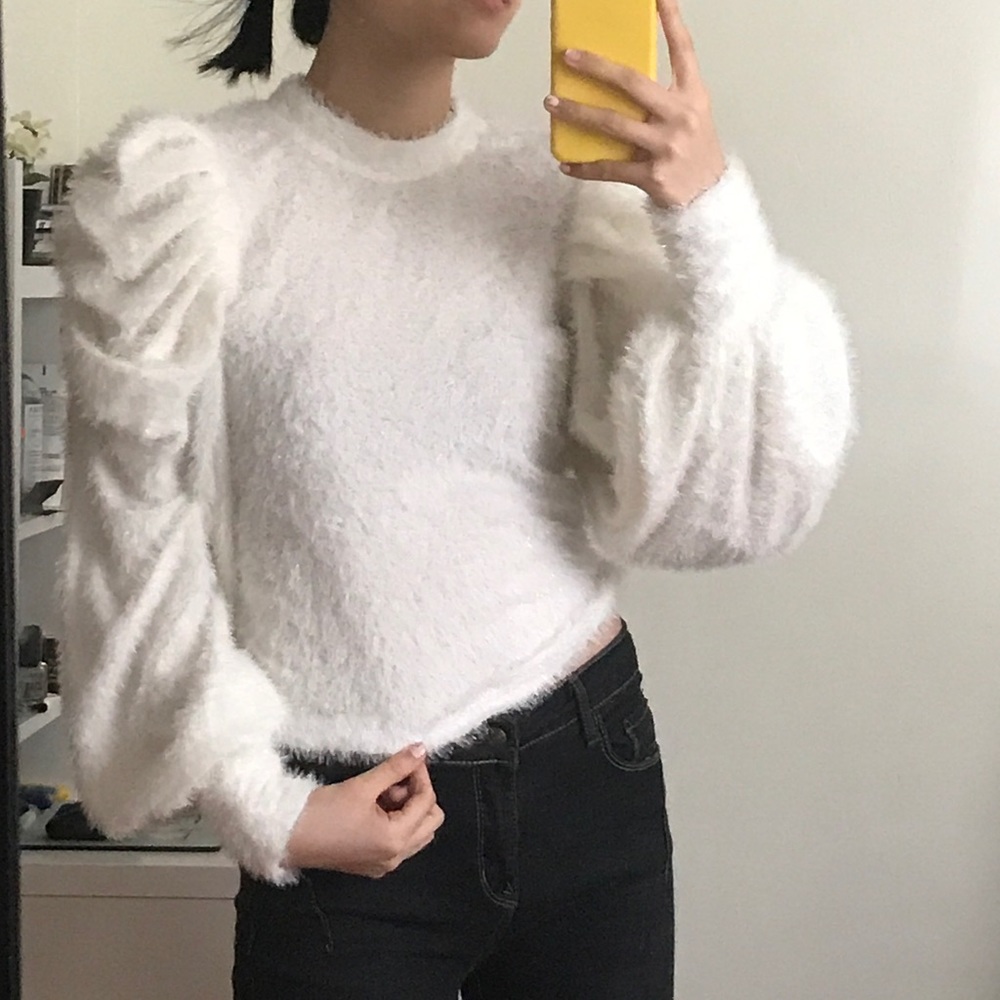 Elegant balloon sleeve puff mock neck sweater